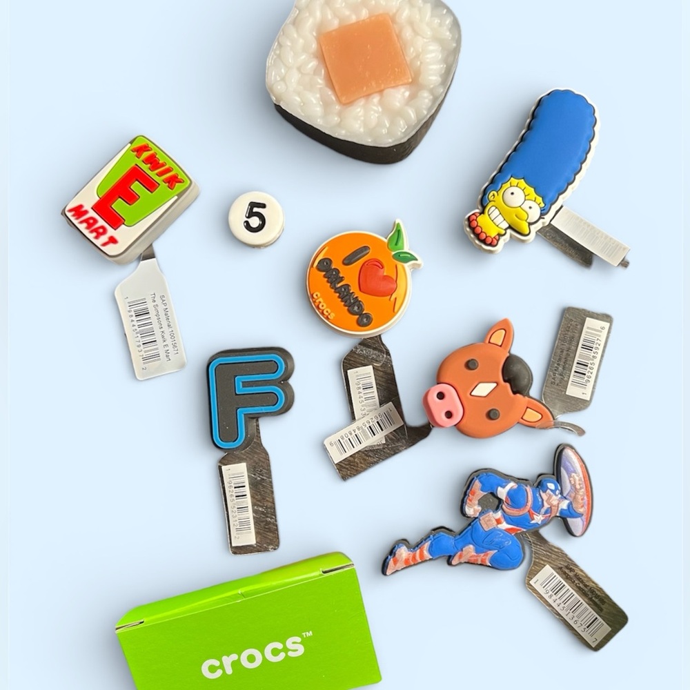 Crocs Jibbitz Cartoon Character Shoe Charms Set